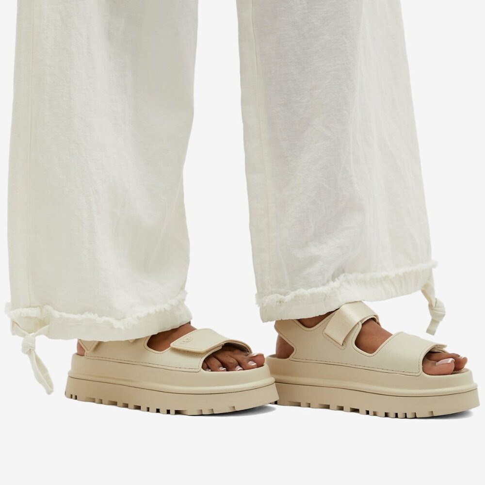 UGG Women's Goldenstar Sandal